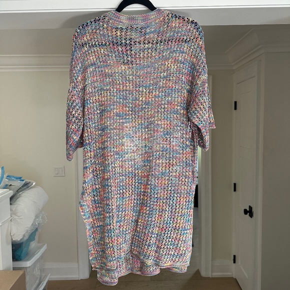 NWT KATE HEWKO Multicolour Crochet Sheer Tee with Side Slits- One Size Fits Most - Picture 9 of 16